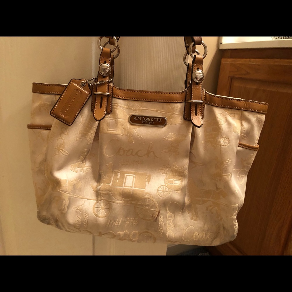 Coach purse